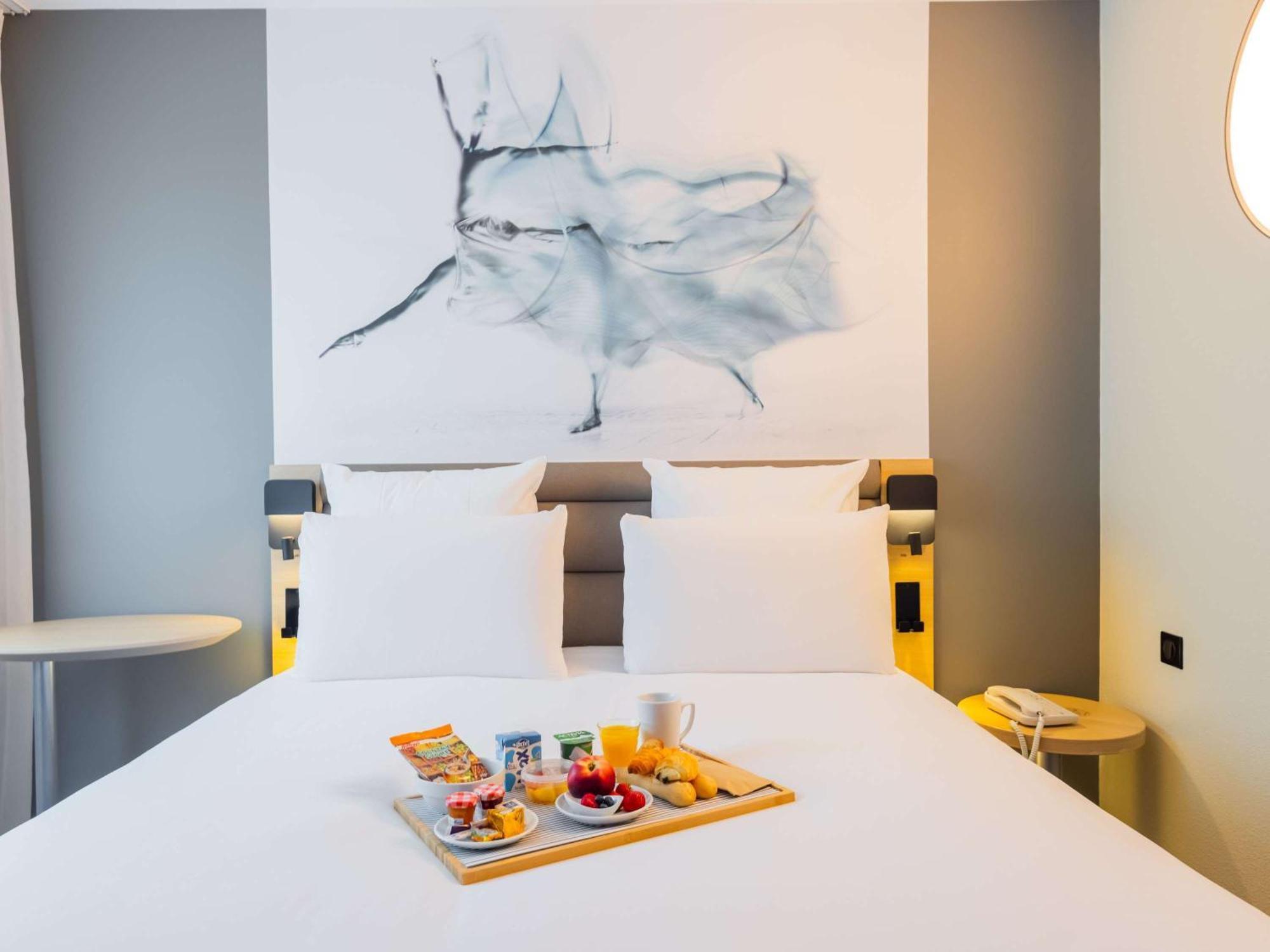 Mercure Paris Massy Gare Tgv Exterior photo
