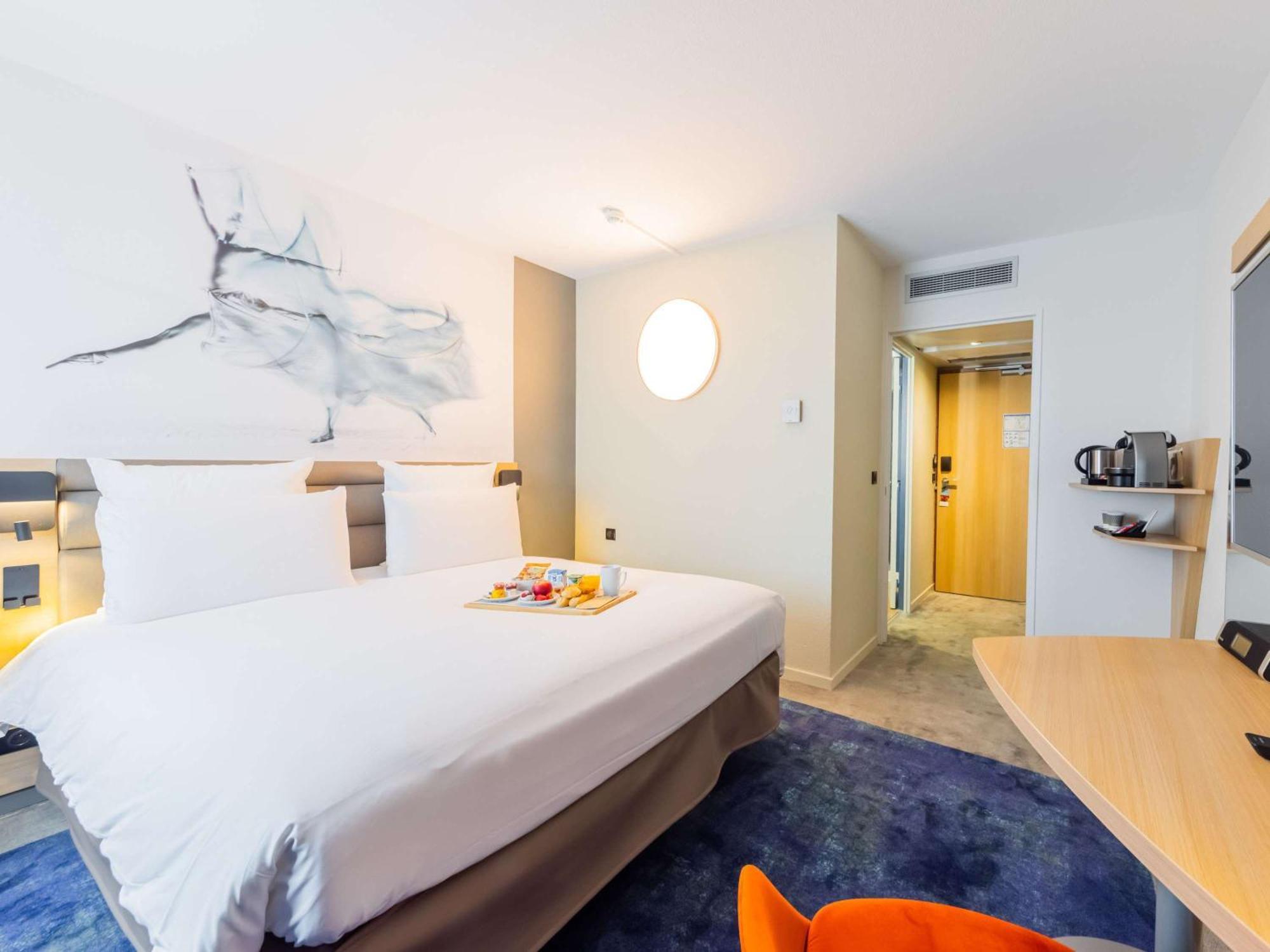 Mercure Paris Massy Gare Tgv Exterior photo
